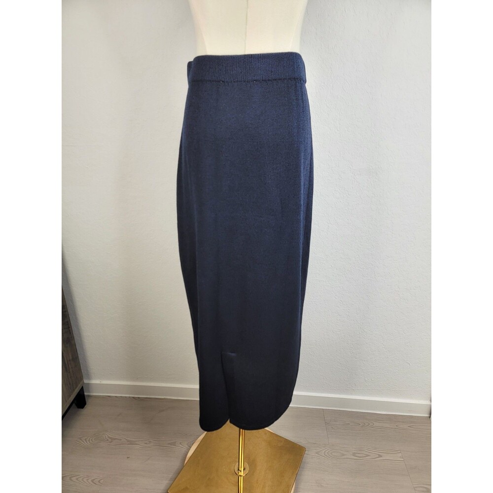 St. John Separates Navy Santana Knit Midi Skirt Size 8 Beautiful Made in USA - Picture 5 of 17